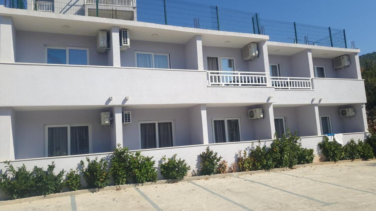 Apartments Capeta Neum Exteriör bild